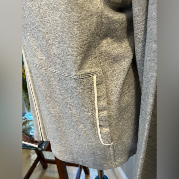 STYLE & Co. SPORT Lightweight Jacket Textured Lite Grey Pockets White Trim - Picture 6 of 12